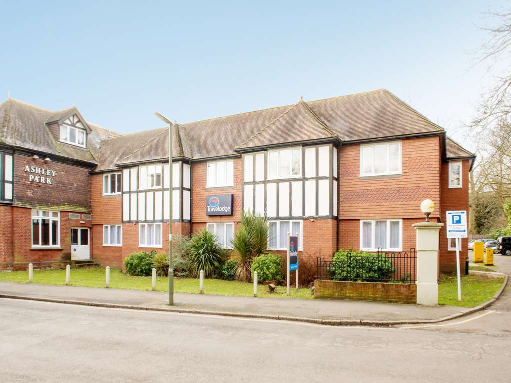 Travelodge Walton On Thames Kültér fotó